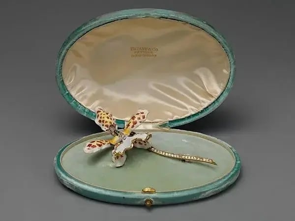OrchidBrooch