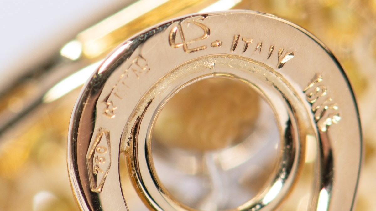   Town & Region Marks: used to identify the town or region of the metalsmith who crafted the piece. Town marks are often found on English and Italian jewelry, while region marks are found on French jewelry.  