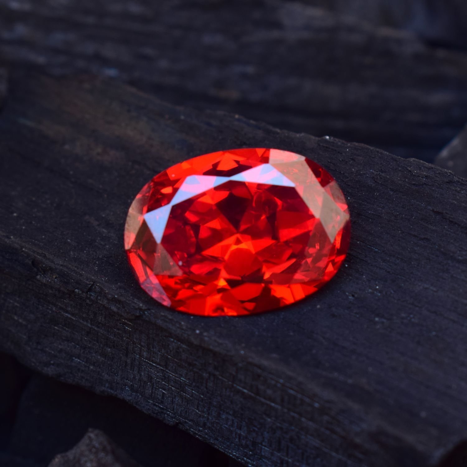  Pigeon Blood Ruby / Crimson Red 