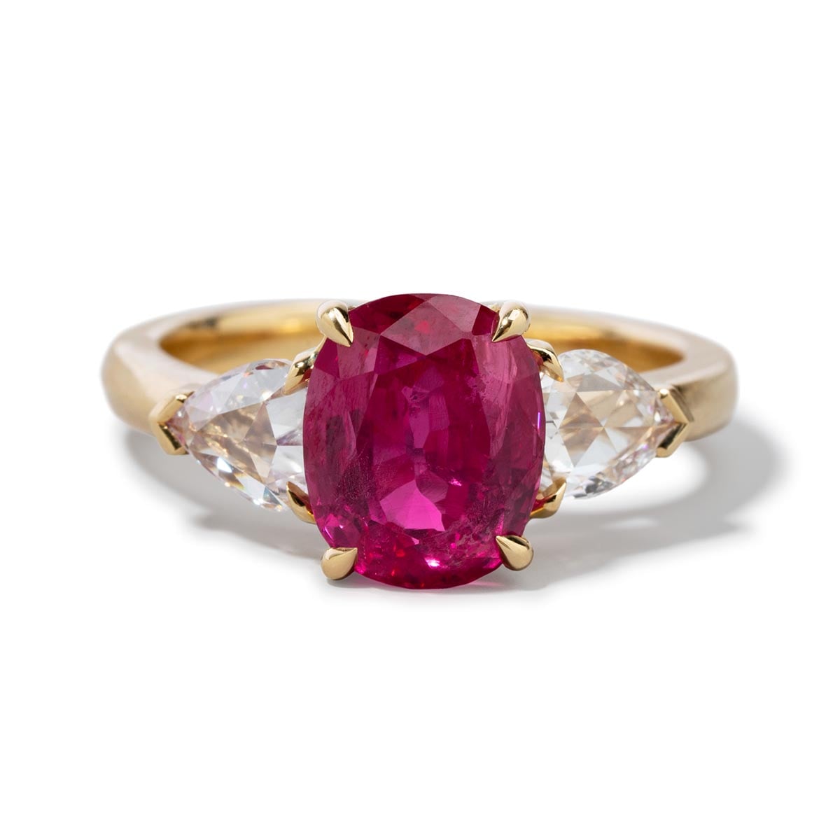 No heat Burmese ruby ring